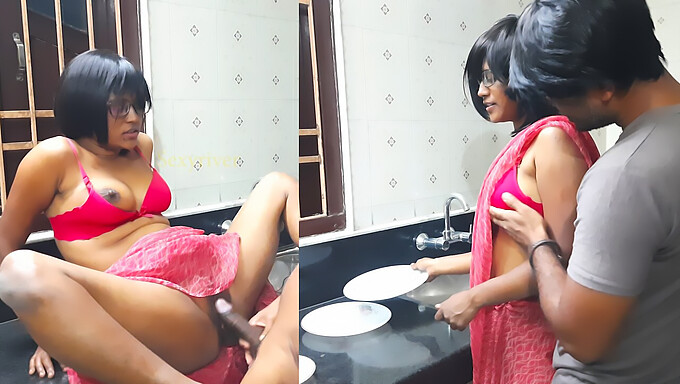 Sexo Orgásmico De La Devar Bhabi India En La Cocina - Video Hindi De 18+